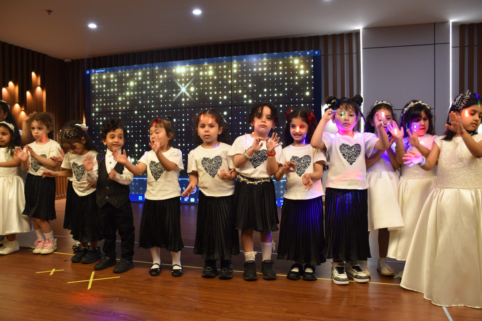 عتبة المجد الأولى: تخرج براعم KG1 و KG2